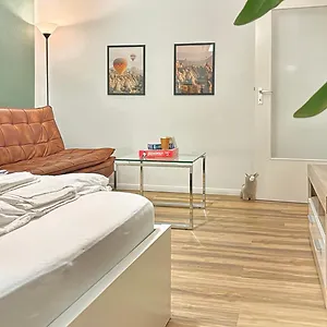 Urban, List, Stadtwald, Ml-kanal Apartment *