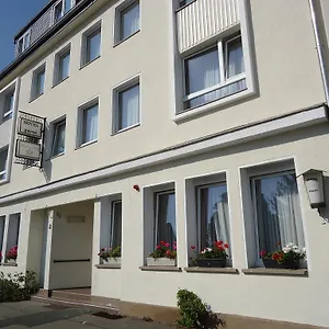 Am Schloss Hotel 2*