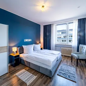 Apartment Im Herzen Hannovers 3min 95m² 3 Balkon Aufzug *