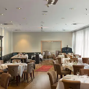 Wyndham Atrium Hotel Hanower