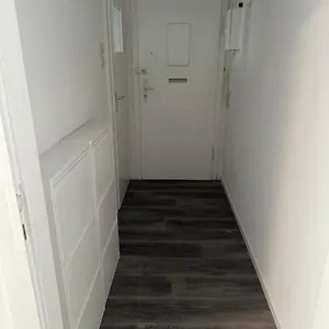 Ri 1,richthofenstr.4,30519 Hannover,eg Rechts,2 X Sz Balkon Apartment *