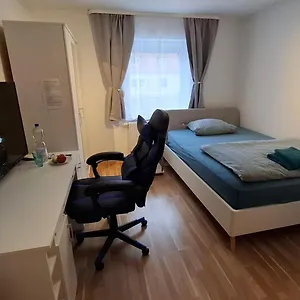 Messezimmer *