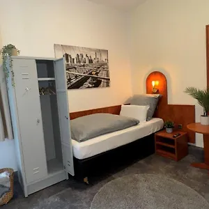 Vinnhorst Apartment *