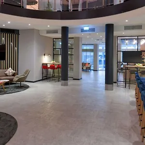 Hotel Fora By Mercure